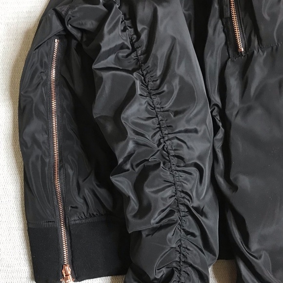 🎉STEVE MADDEN JACKET 🎉 - Picture 6 of 11